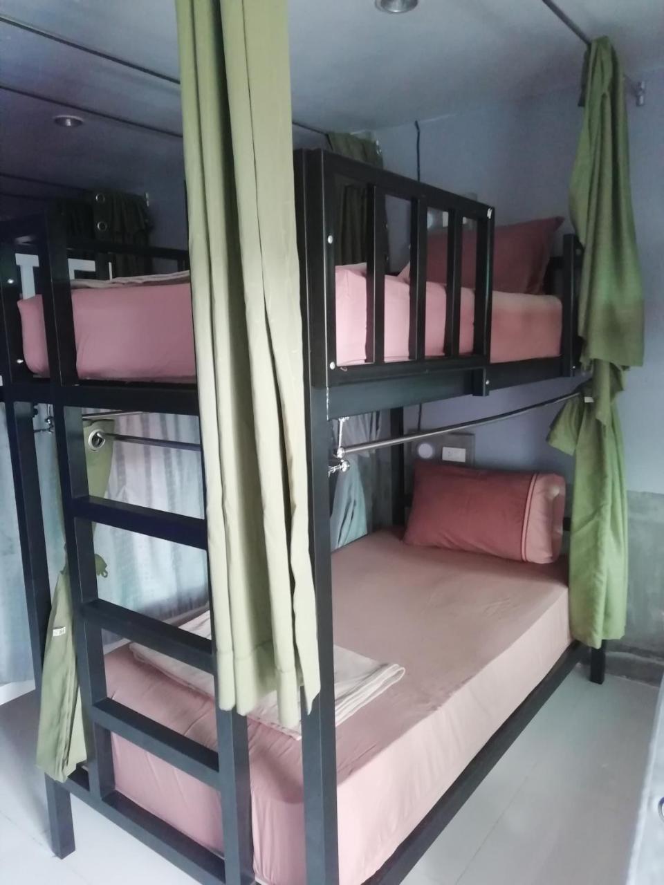 Neverland Dorm Phi Phi Adaları Dış mekan fotoğraf
