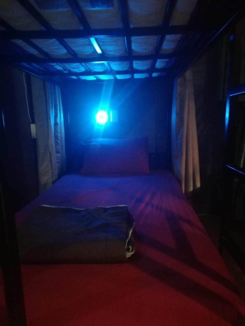 Neverland Dorm Phi Phi Adaları Oda fotoğraf