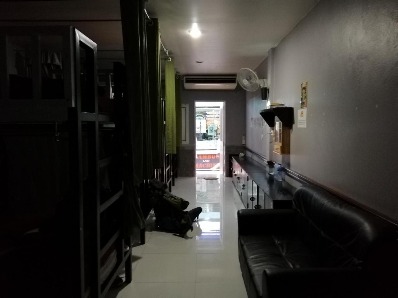 Neverland Dorm Phi Phi Adaları Dış mekan fotoğraf